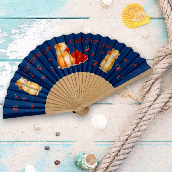 Handfächer Modell Schweinchen mit Kirschen