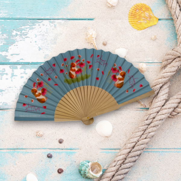 Handfächer Modell Schweinchen mit Sonnenhut