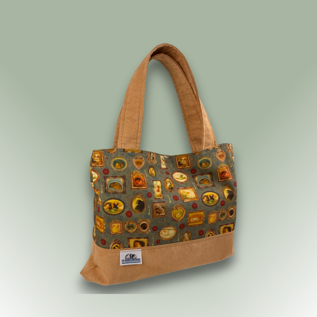 Shopper Tasche Pippas Wohnzimmer grün auf beige Seitenansicht